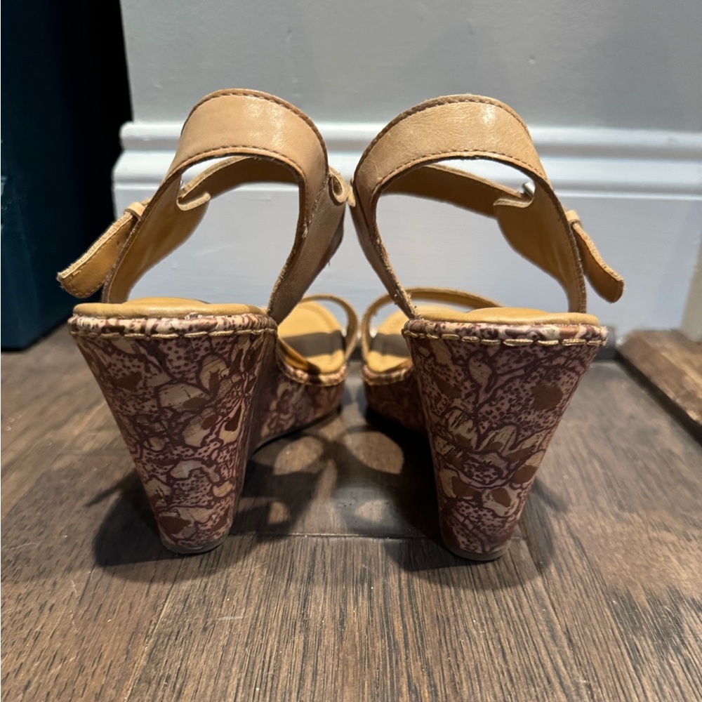 B.O.C. Womens Lyle Sandals Shoes 8 - Picture 2 of 6